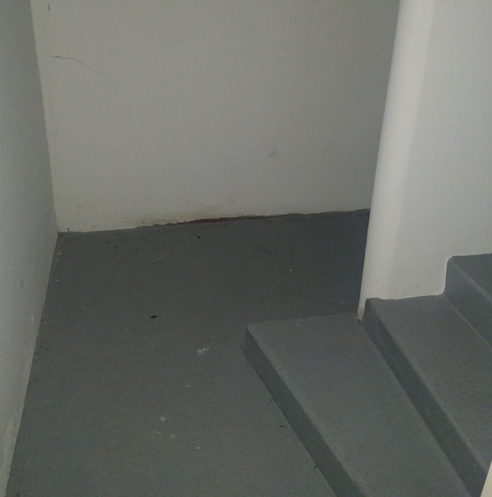 La cage d'escalier où je priais à la fac